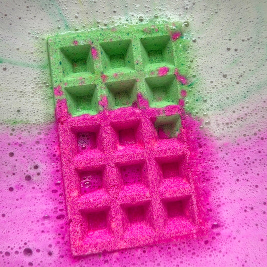 Bath Bomb - Watermelon Lemonade Waffle