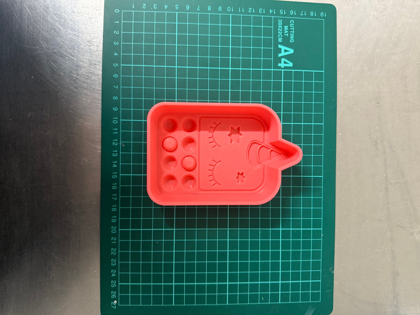 Pre Loved Moulds - pop it’s!