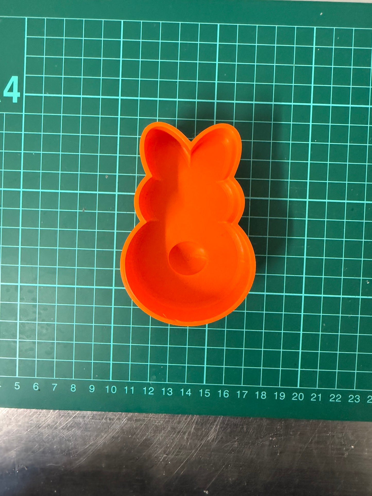 Pre Loved Moulds - Easter 2