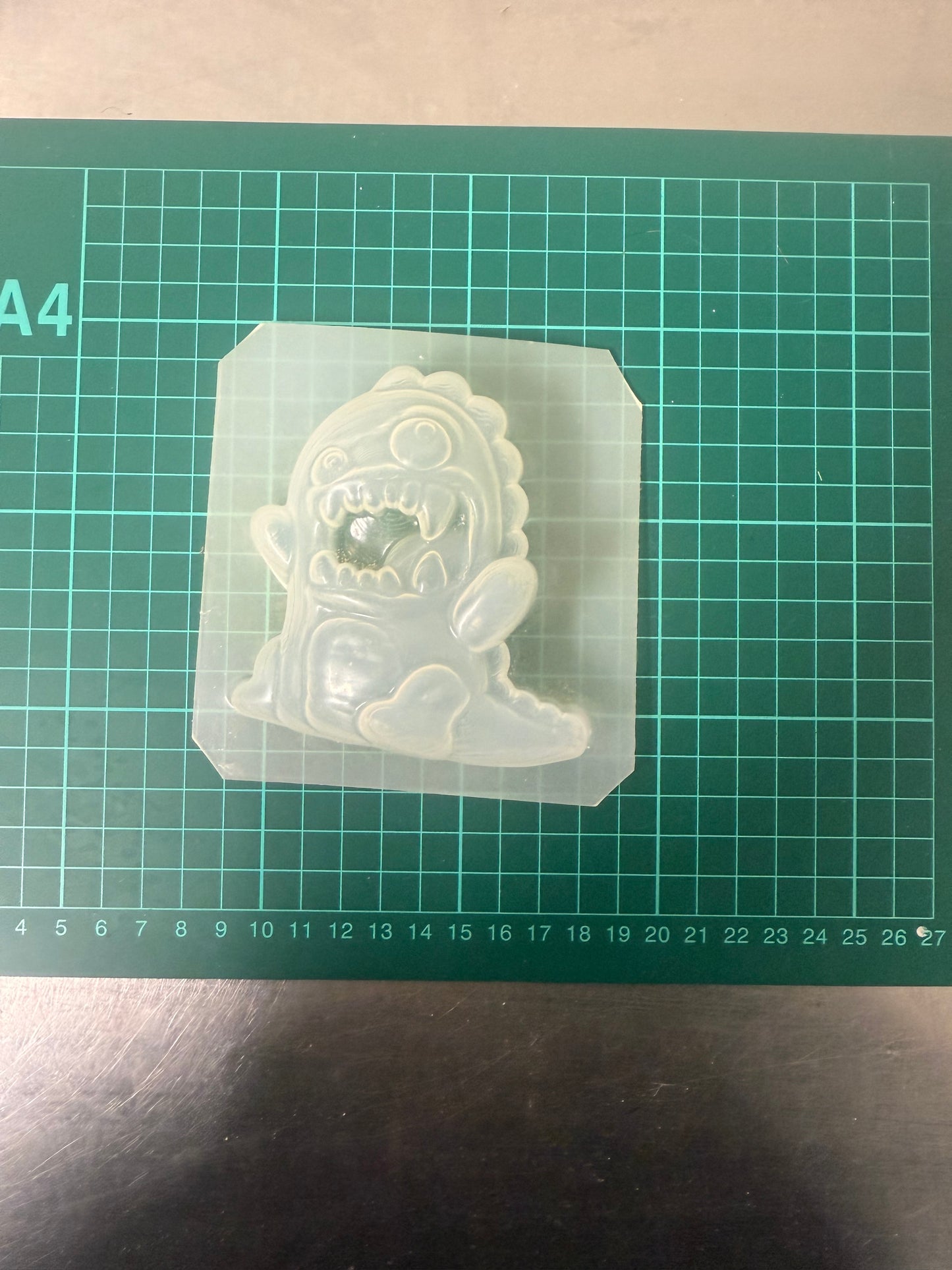 Pre Loved Moulds - dinosaur 🦖