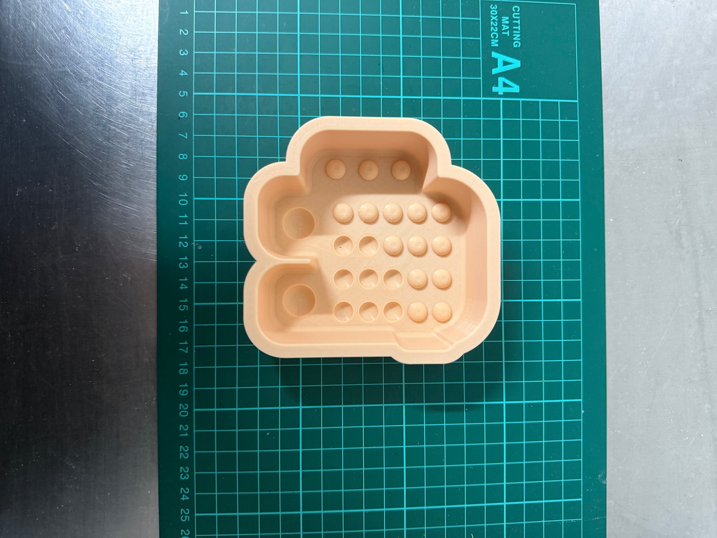 Pre Loved Moulds - pop it’s!