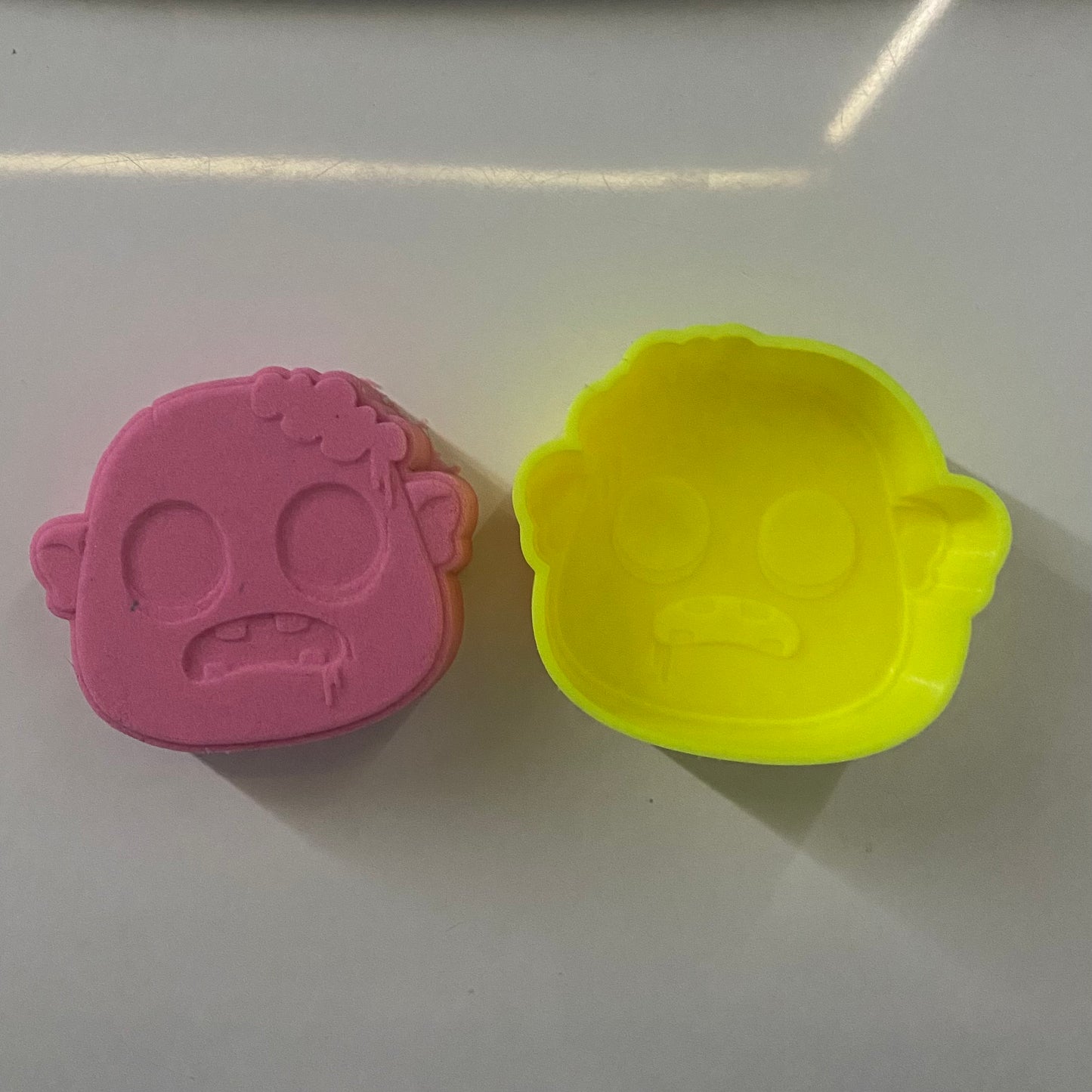 Bath Bomb Mould - Zombie