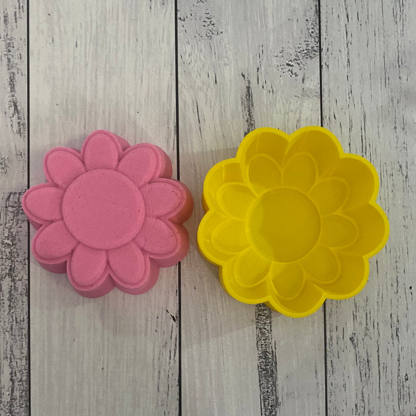 Bath Bomb Mould - Daisy (Flat Top)