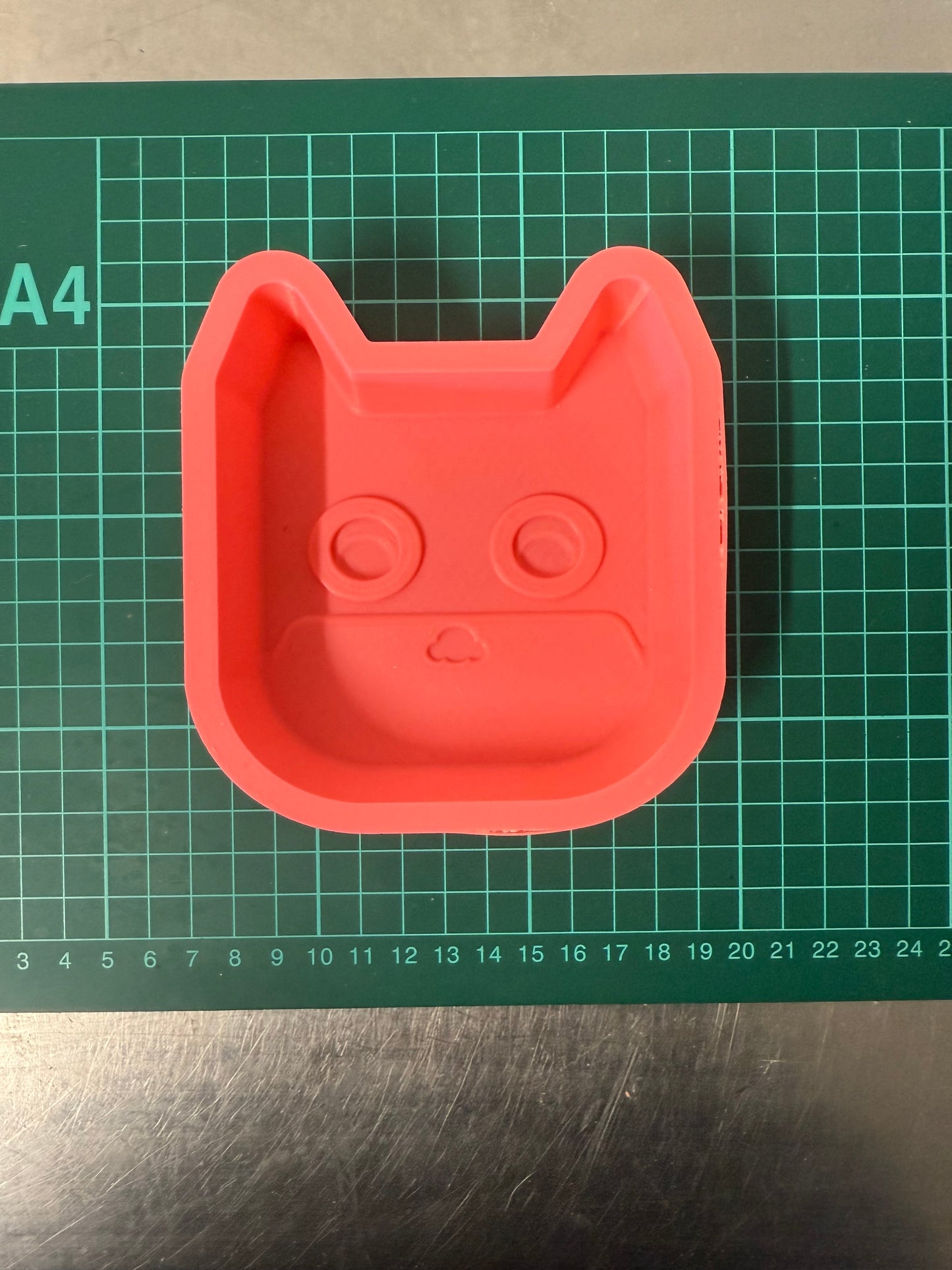 Pre Loved Moulds - Superheroes