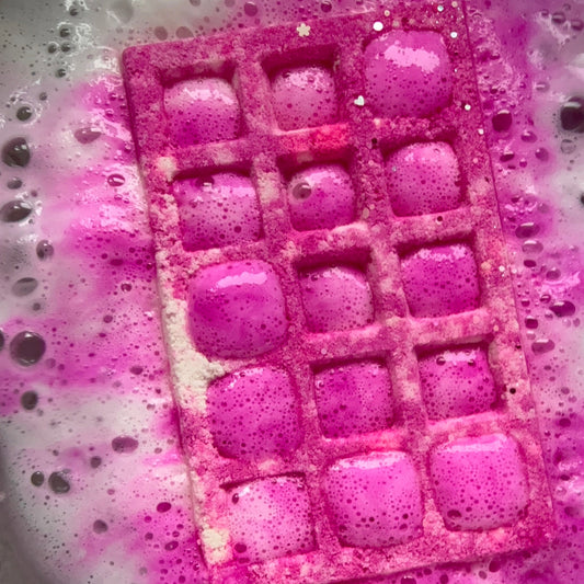 Bath Bomb - Unicorn Poop Waffle