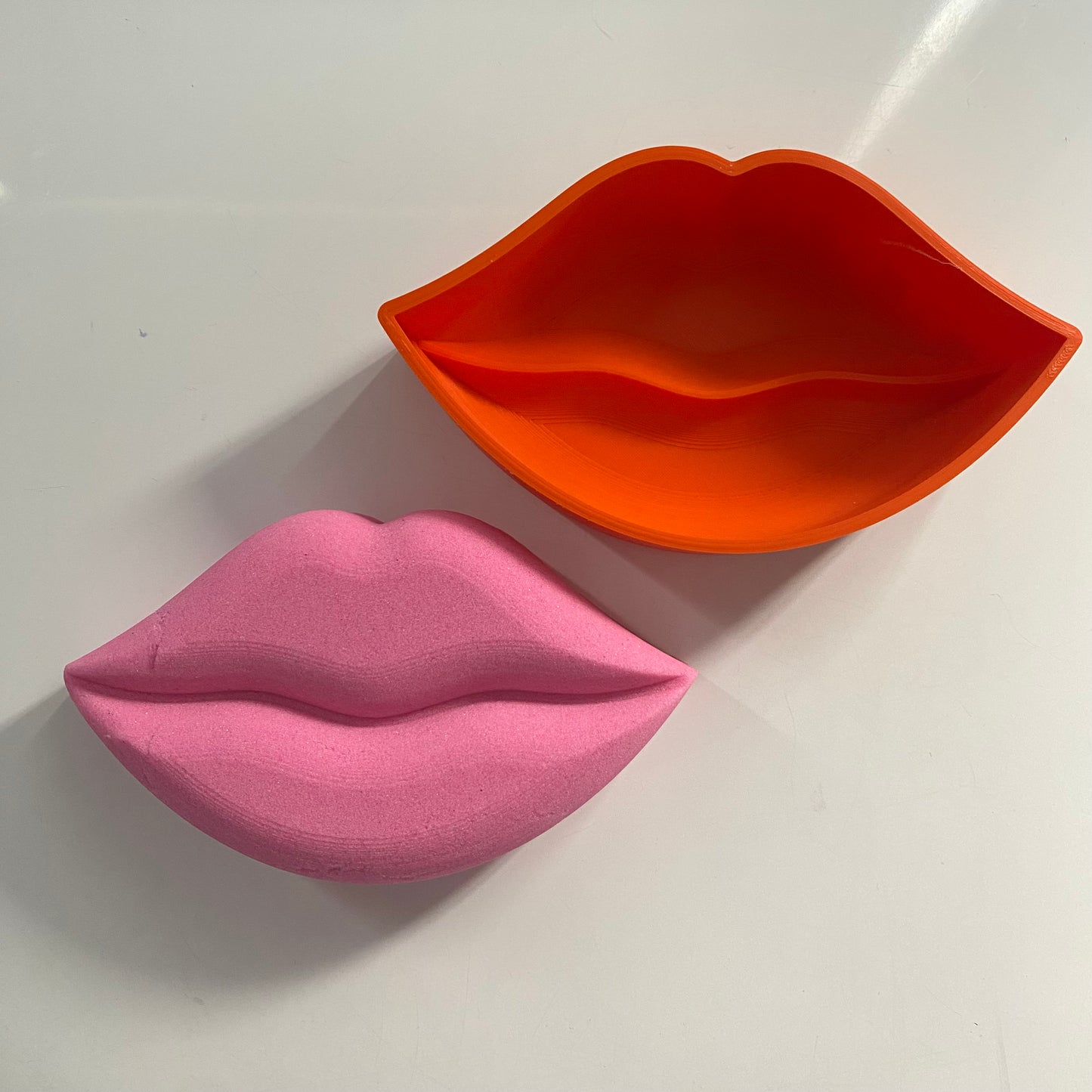 Bath Bomb Mould - Pucker Up
